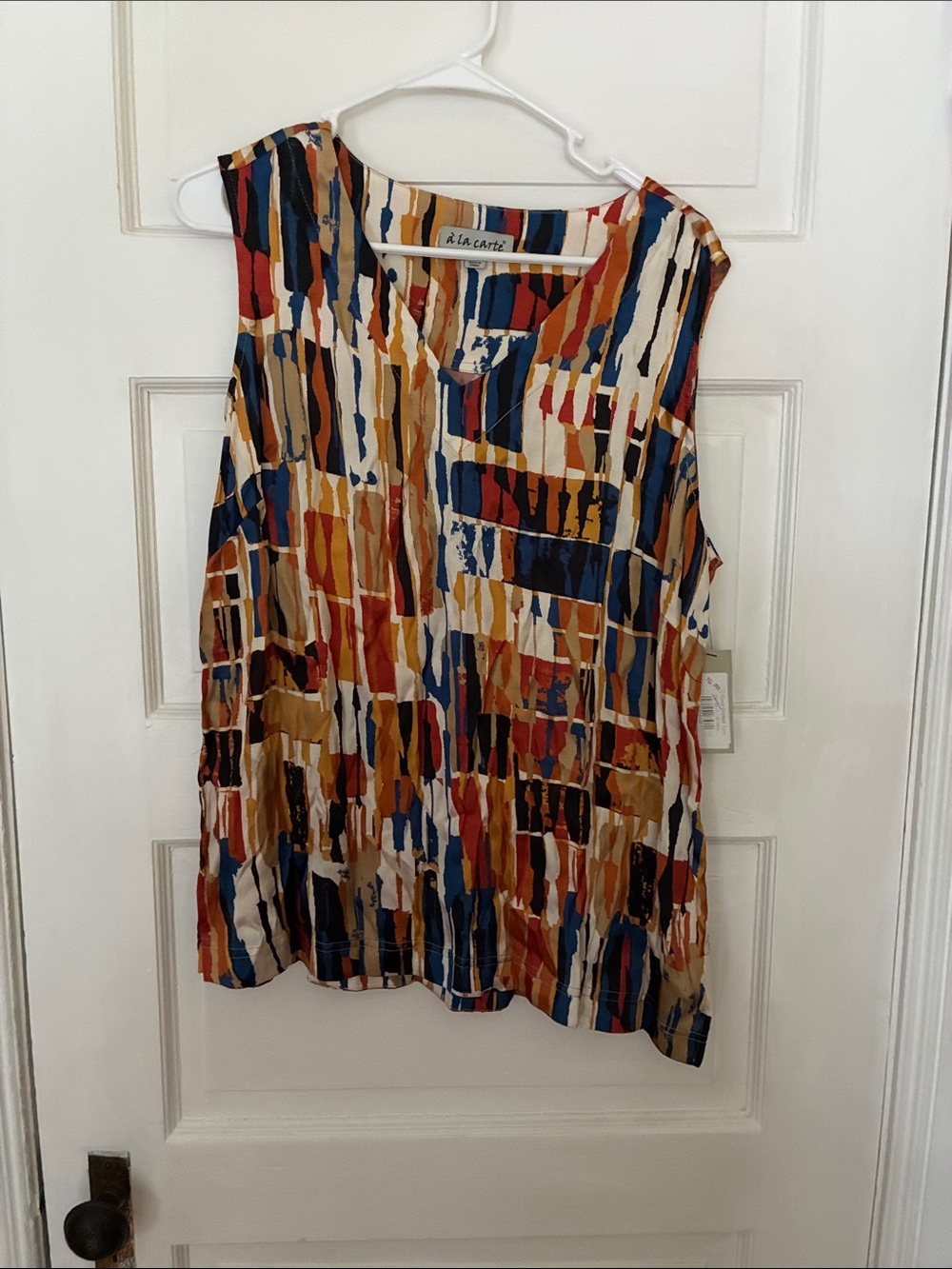 Vince Camuto Multicolor Abstract Print Sleeveless Camisole